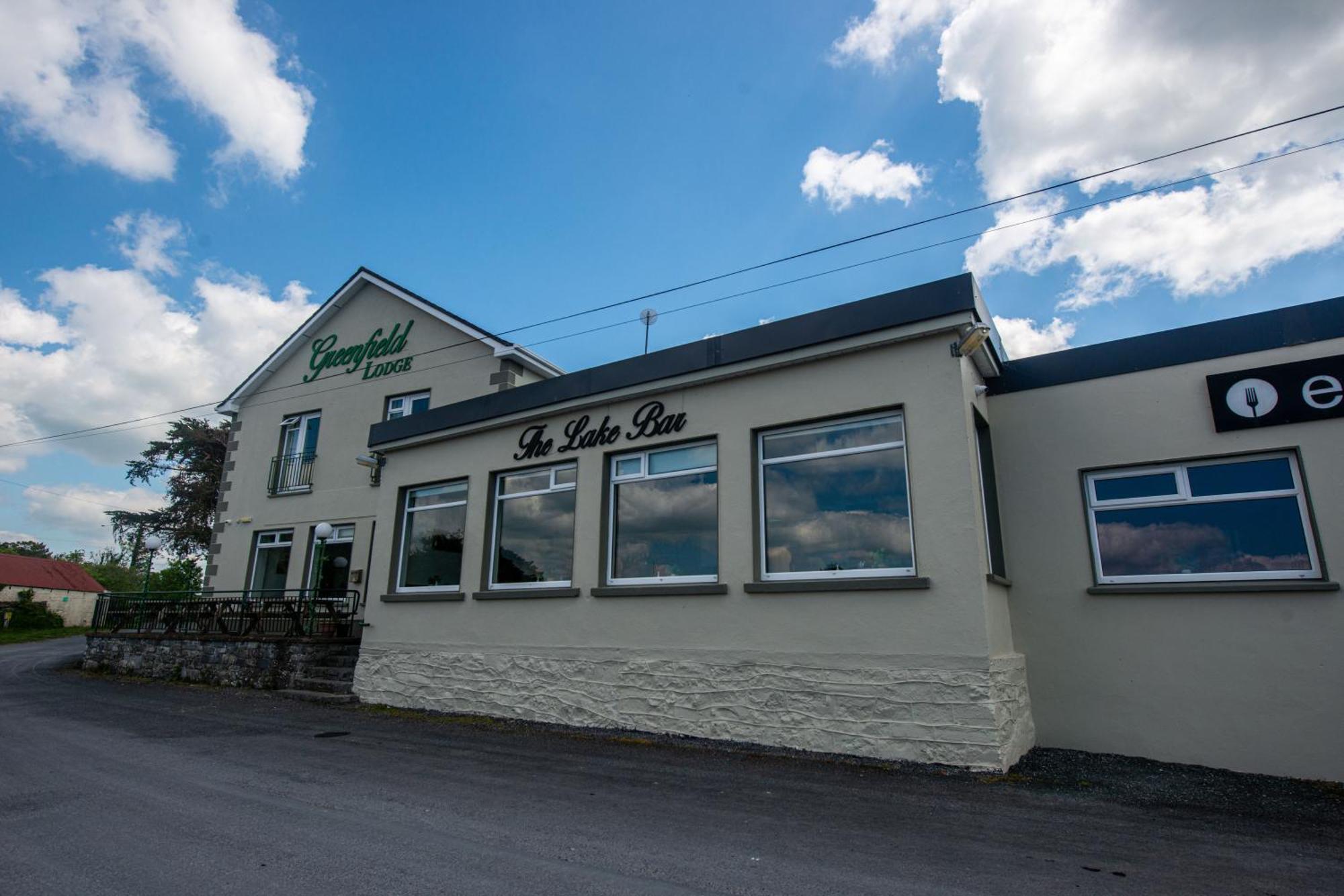 Greenfield Lodge Hotel Bar & Bistro Headford Exterior photo