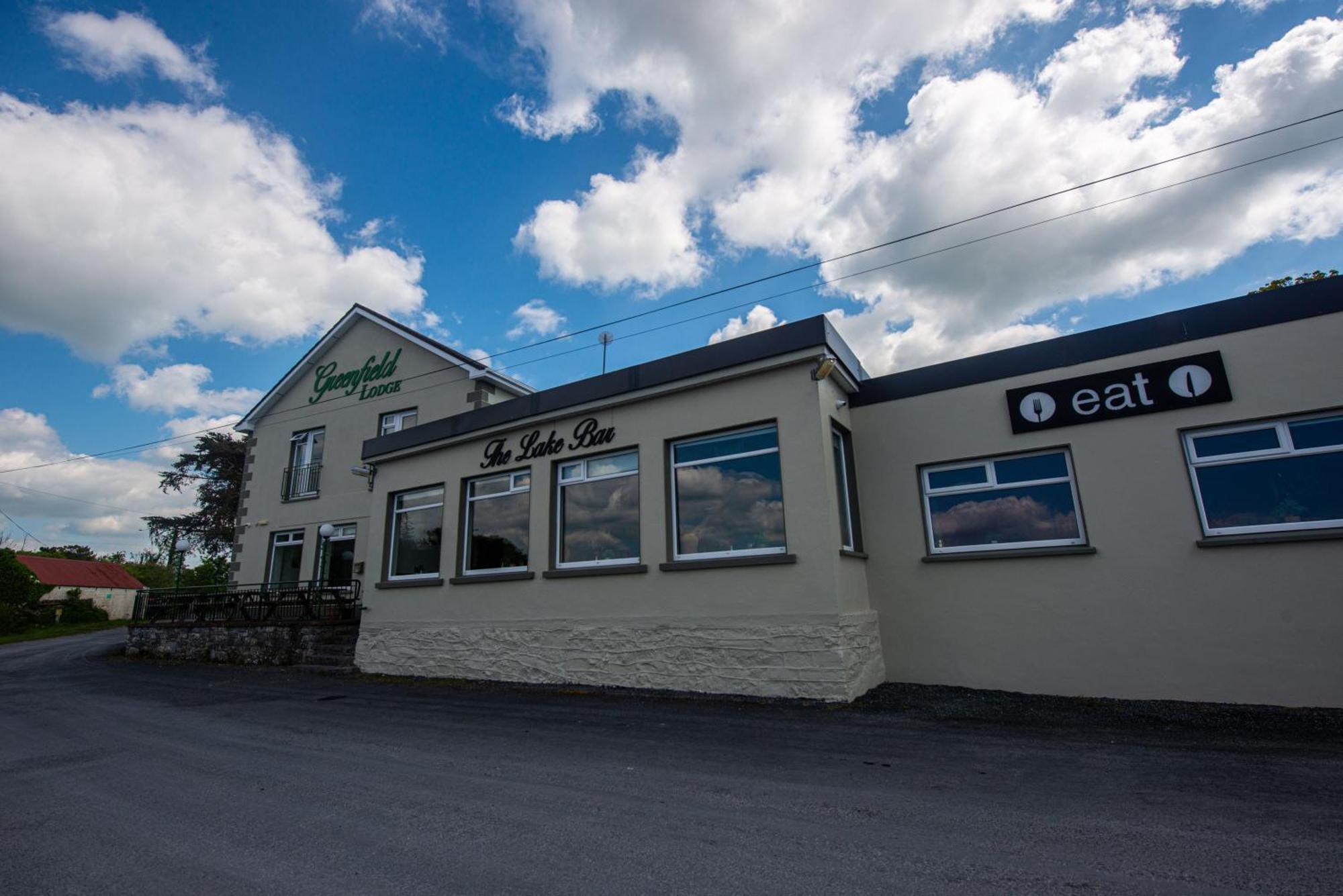 Greenfield Lodge Hotel Bar & Bistro Headford Exterior photo